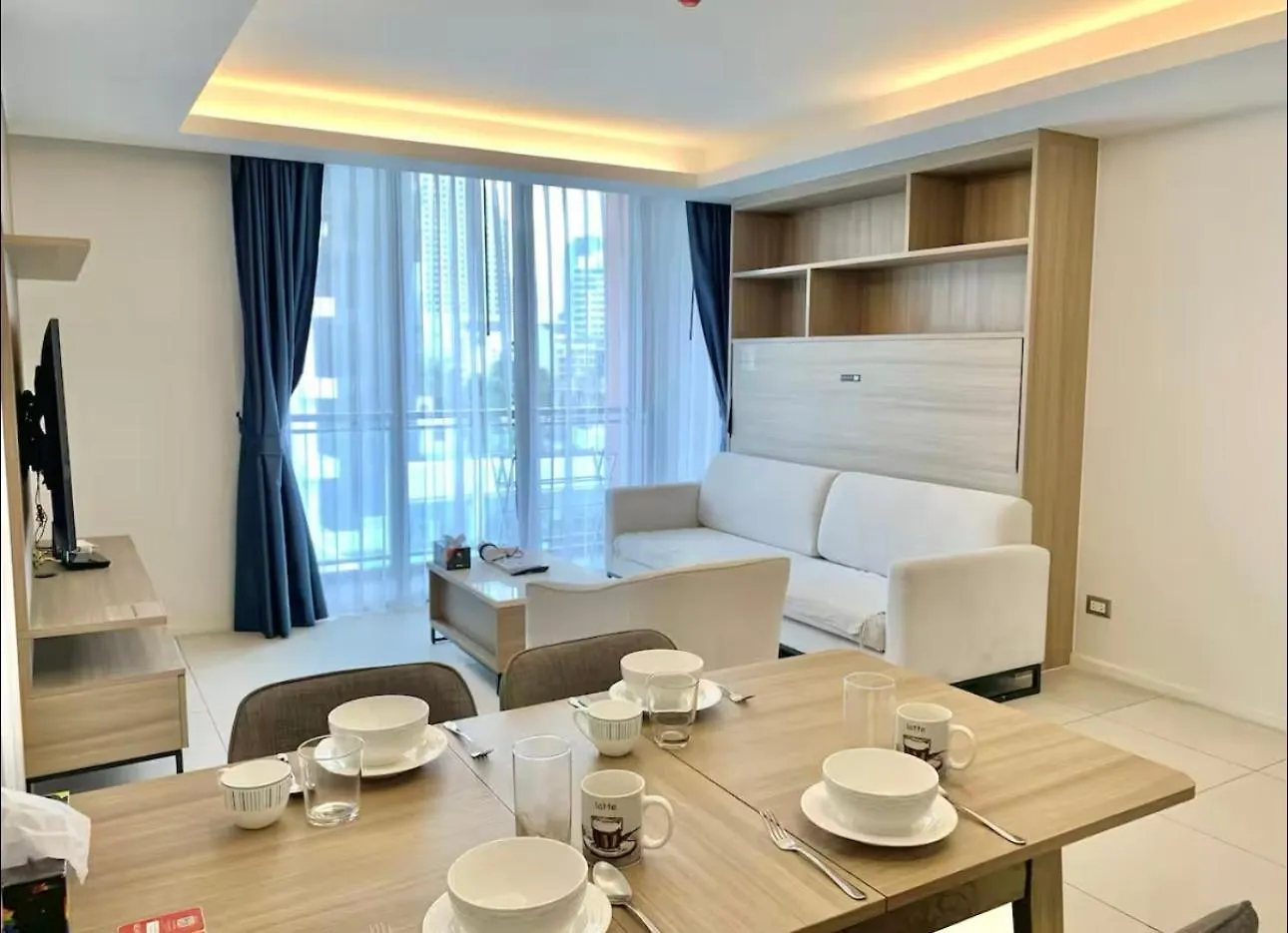 Real Estate Apartment Warsaw Center